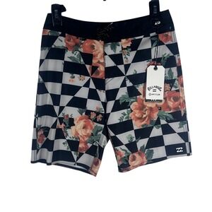Billabong‎ Upcycler Pro Floral Checkered Board Shorts - Size 26 - New